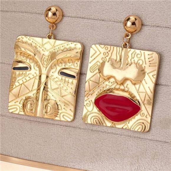 Gold Plated Jewelry | Elegant Alloy Statement Piece | Tarnish-Resistant Gift for - Picture 5 of 5